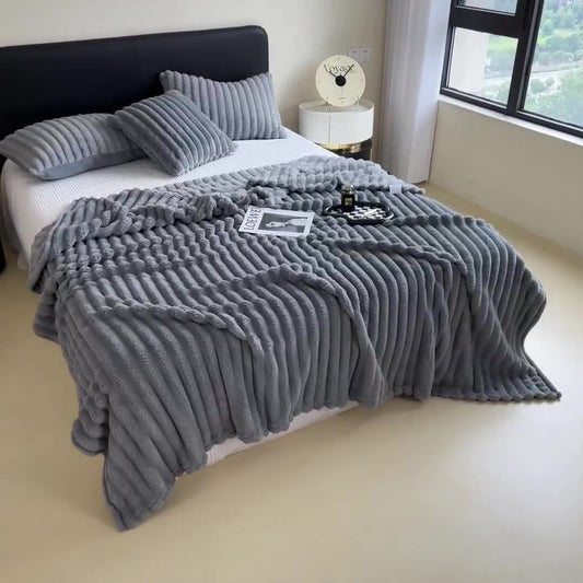 Dicke Strick-Decke für gemütliche Tage | Alira